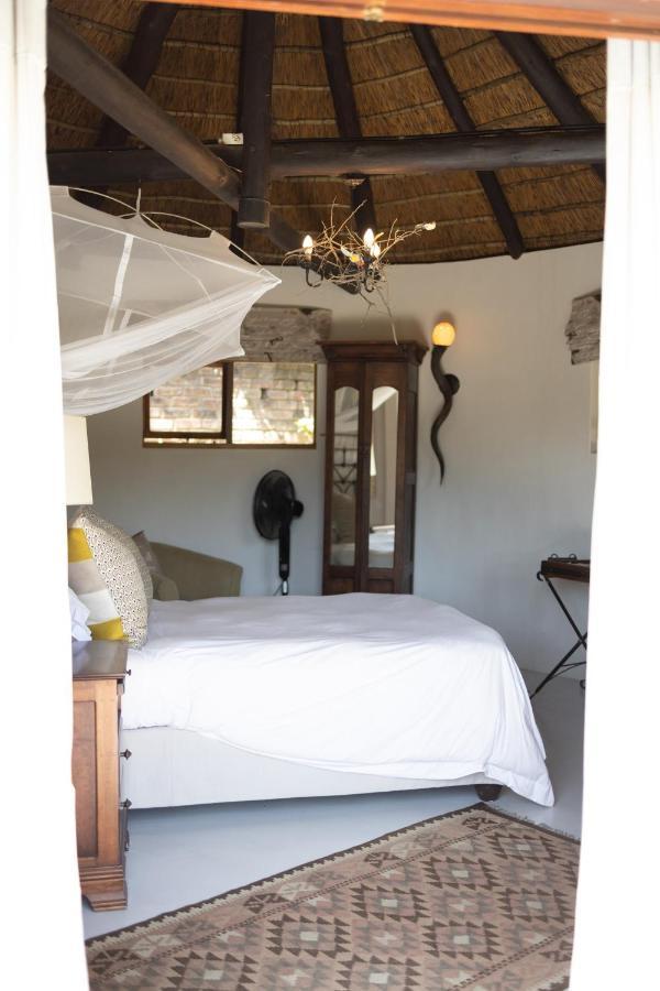 Loerie Hide Bed & Breakfast East London Bagian luar foto