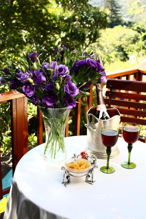 Loerie Hide Bed & Breakfast East London Bagian luar foto